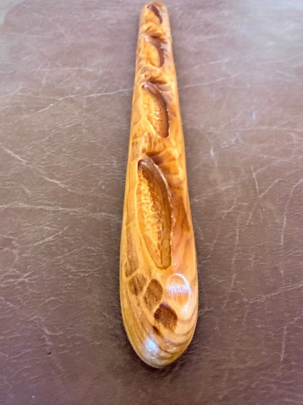Cuzin Vintage Wooden French Serrated Bread Knife